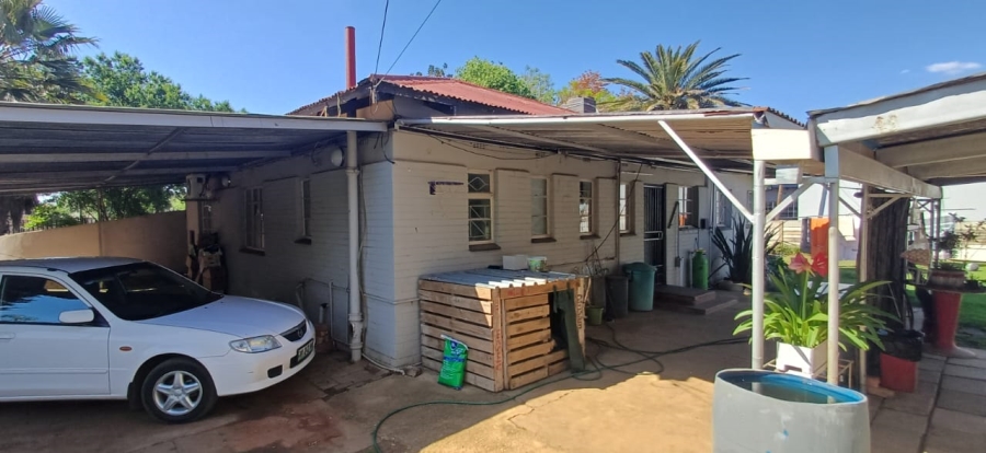 6 Bedroom Property for Sale in Freemanville North West